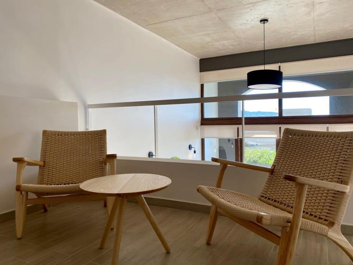 Hom I Amplio Loft Con Jardin En Mejorlugar De 1109