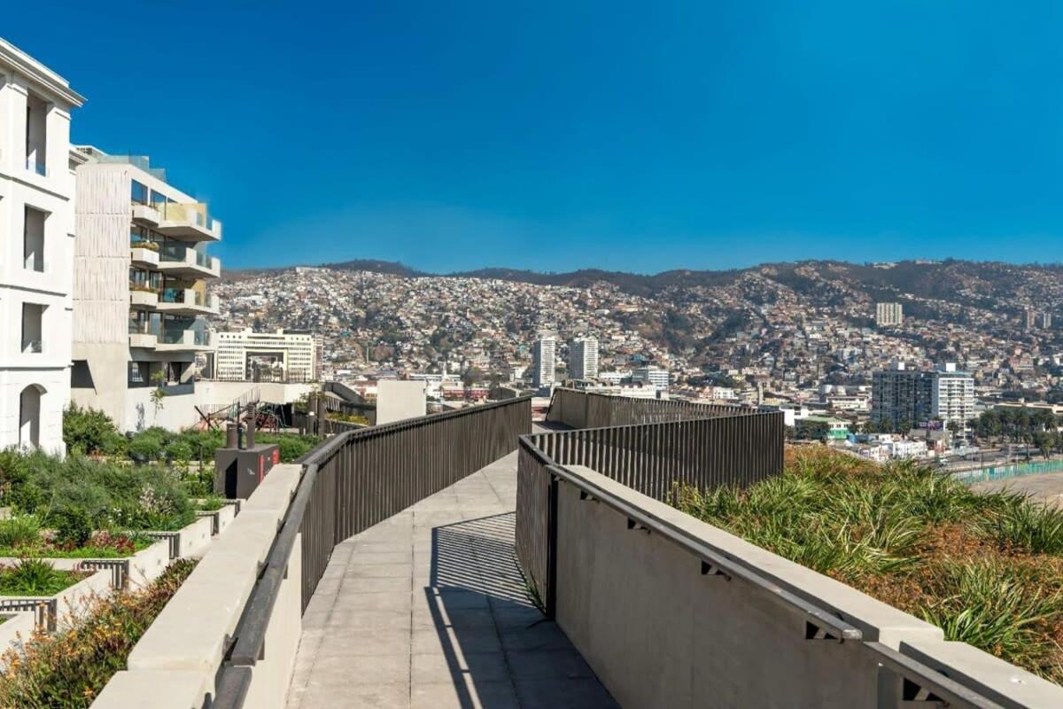 Hom I Amplio Loft Con Jardin En Mejorlugar De 1109 * Valparaiso